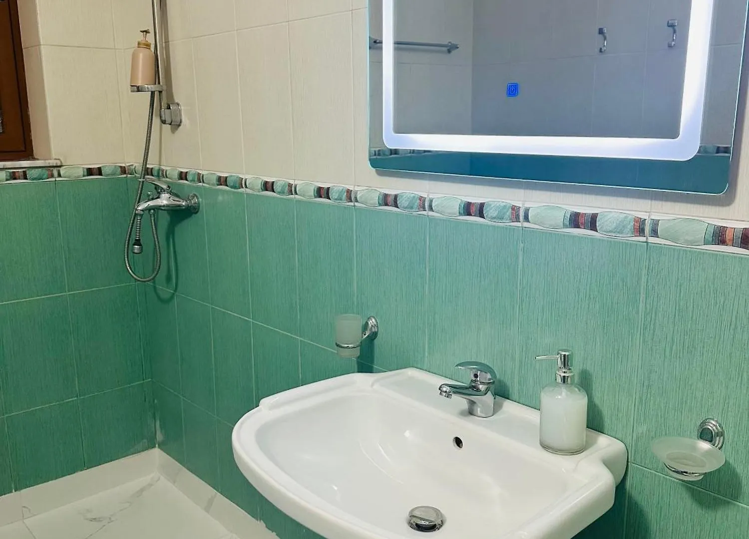 Premium Apartament For Groups&Families Tirana Apartment