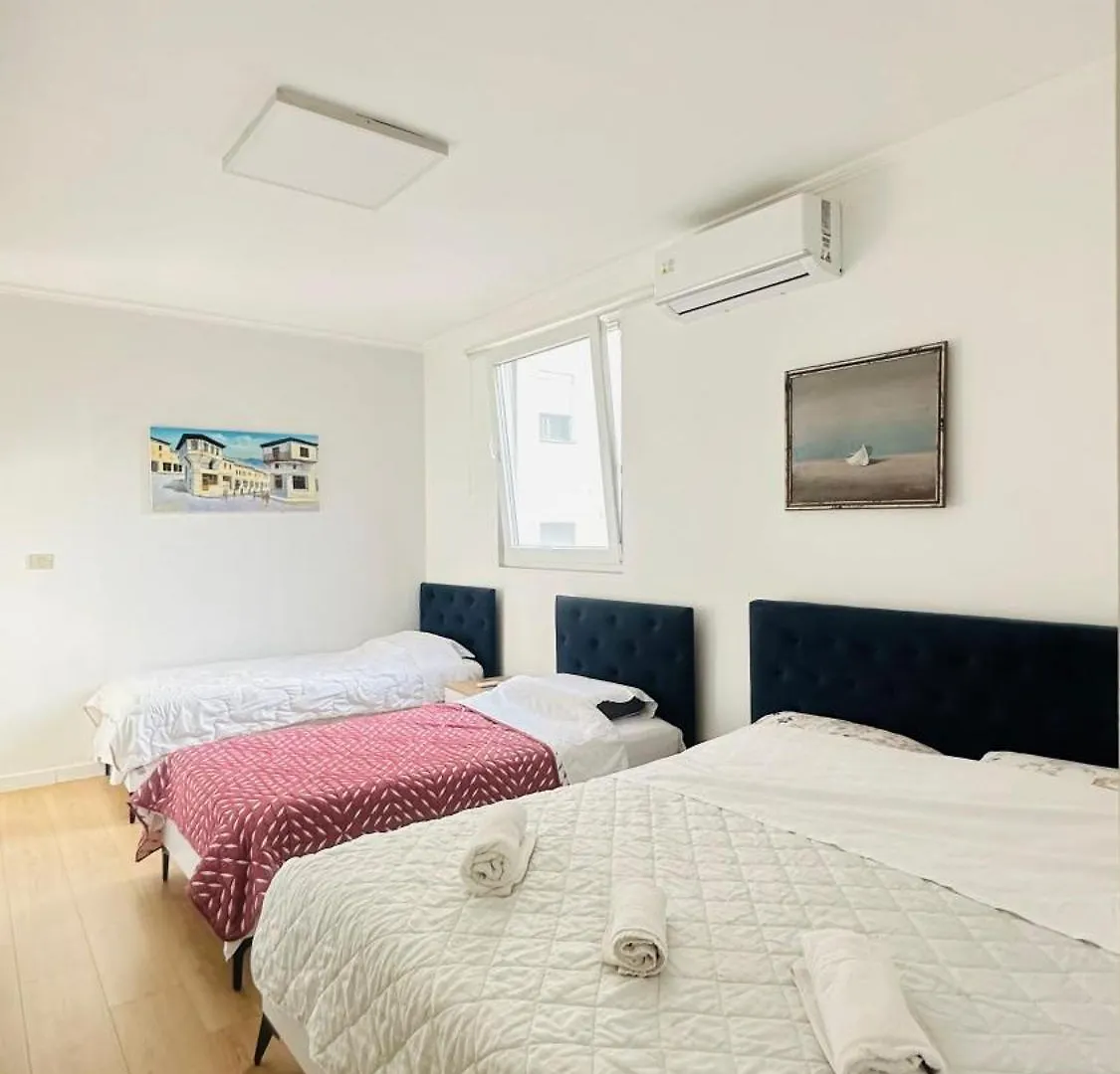 Premium Apartament For Groups&Families Tirana Apartment